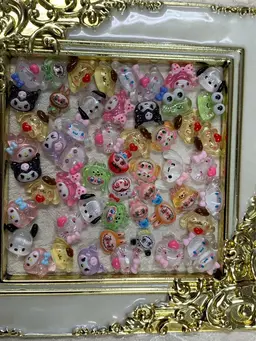 【初回オフ無料】ワンカラー+キャラクターパーツつけ放題