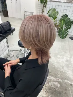 ✂️毛先整えカット付き✂️ブリーチリタッチ+オンカラー+トリートメント【🌟ブリーチモデル様限定🌟】