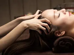 🍒大人気🍒◎【極上睡眠】ドライヘッドスパ＋首肩もみほぐし45分コース💆🏻‍♀️
