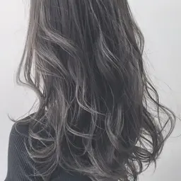 💍赤味を消す透明感💍 スロウカラー+艶TR ¥6000