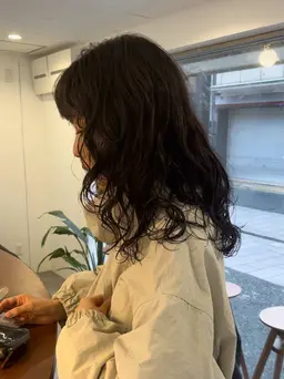 パーマが旬の秋トレンドパーマスタイル✨【カット＋ケアパーマ】