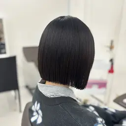 ご新規様【フルカラー】カット＋艶カラー🫧＋外部補修ＴＲ