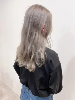 【Wカラー🌼🌸】ケアブリーチ1回×オンカラー×2stepトリートメント🐳✨