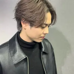 カット＋シャンプー　【センターパート限定】