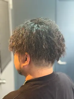 👐【メンズカット+ツイストパーマ】👐  チリチリっとした強い動きや短髪に動きを加えたい方へ！