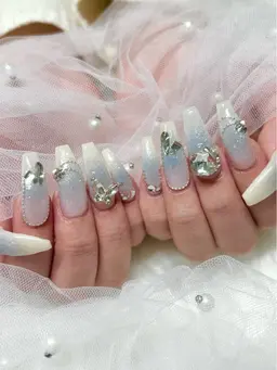 【期間限定割引menu♡】 10本チップ長さ出し💅🏻120分持ち込みアートコース🎀✨（オフ•ケア込み）