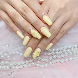 ミニモ限定メニュ❤️ワンカラーorラメグラ➕2個パーツ(色2色まで)メンズ可能