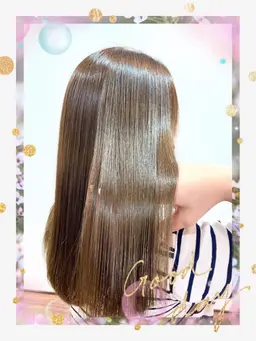 カット無し✂︎全体カラー＋ケアトリートメント🍒✨潤いのある艶髪に染め上げます✨