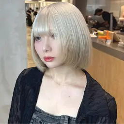 【🌟見つけたらラッキー🌟】🙆🏻マンツーマンのハイトーンカラー💐✨️ケアブリーチ+トリートメント付🍀🫧