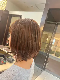 【カット】　シャンプー・ブロー込み