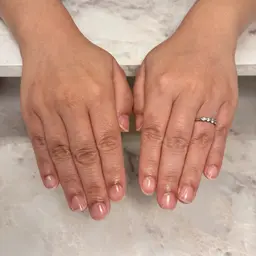 【ハンドケア】ドライケア、甘皮処理、長さ調節