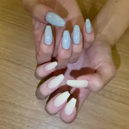 💅🏻ハンドネイル【オフ無】 ワンカラー  /アート別途料金1本110​〜​550