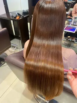 ✨髪質改善美髪ストレート＋活性ケラチントリートメント¥33000→18700