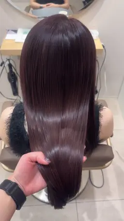 湿気に負けない髪へ◎ 髪質改善ストレートパーマ ＋ カット（5cm以上切る方対象） ＋ ミニアロマスパ付