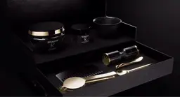 【👑人気No.5👑】ツヤカラー+最高級新キャビアトリートメント+ヘッドスパ✨