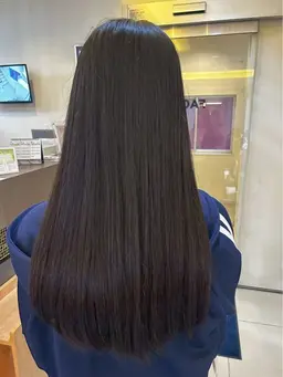 就活さん、学生さんへ‼️暗く染めたいけど後々明るくしたい方向けワンカラー+クイックトリートメント