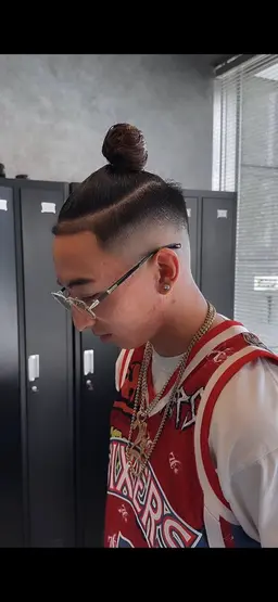 【メンテナンスメニュー2週間以内限定】フェードカット＋シャンプー