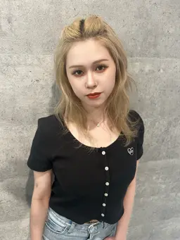 ダブルカラー(ブリーチ)➕3stepトリートメント🍀