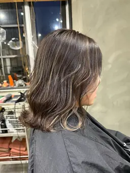 【ハイライトカラー🌈🤍】ケアブリーチ使用