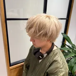 Wcolor🍇(フルブリーチ＆リタッチブリーチ＆インナーカラー＆ハイライトカラー＆グラデーションカラー)
