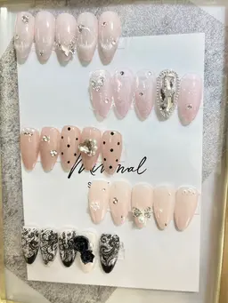 ジェルオフ無料💕トレンド定額ネイル