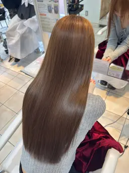 前髪顔周りカット+イルミナケアカラー＋オージュア 4step ¥ 8600【インナーカラー/艶髪／韓国へア】
