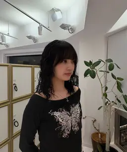 レディースカット＋パーマ𖦹‎