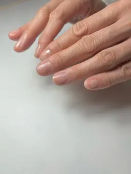 自爪育成ネイリストによる究極の自爪ケア!ピカピカに磨き上げます✨