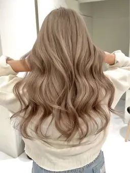 【期間限定】✨ケアブリーチ➕艶カラー➕Systemトリートメント✨