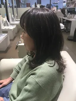jouir武蔵村山店でダメージレスハイライトカラー+似合わせカット＋毛髪再生トリートメント