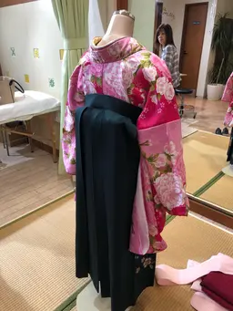 【卒業生限定メニュー】🌸袴🌸着付け🌸ヘアメイク🌸