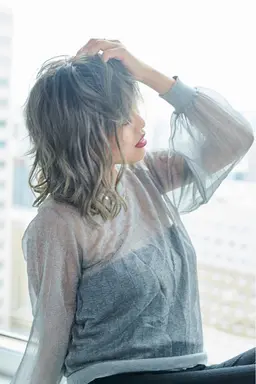 【SHINY】【地域最安値】スタイリストカット+1ブリーチ&オンカラー