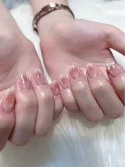 【オフなし】ちゅるんチークネイル🩰