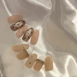 【ハンド】ワンホン定額ネイル💛色変え無料¥4.000💛ジェルオフ込