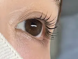 【まつげパーマ】 アイシャンプー➕ブラックティント➕コーティング付き❣️ミニモ限定価格❣️