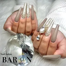 ハンド【最先端スカルプ】ワンカラー/ラメグラ (オフなし)《研修モデル価格🖤》