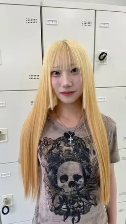 【夏に向けて明るくしたい方🌙】ケアブリーチトリプルカラー＋外部補習トリートメント＋スタイリング（巻きorストレート）
