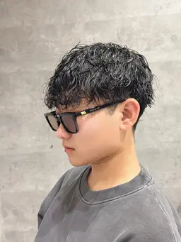 ⭐️モデル限定メンズ〔パーマ➕カット➕TR〕⭐️特殊パーマも可能ダウンパーマも可能ケアパーマも可能です⭐️
