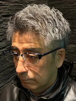 カット＋アイロンパーマ＋トリートメント＋ヘアセット施術時間約2h《口コミお願い致します》