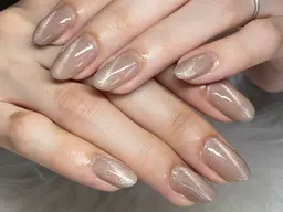 キラキラ✨指先輝くマグネットネイル