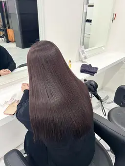 🎀癖や広がりのお悩みに🎀カット+縮毛矯正