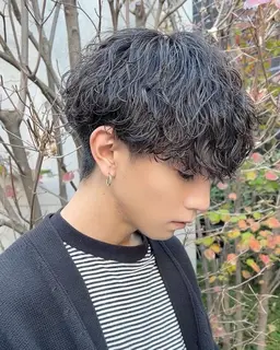 メンズ限定　✨カット＋パーマ✨　波巻きパーマ⭐️　　　「12000➡︎4500」‼️