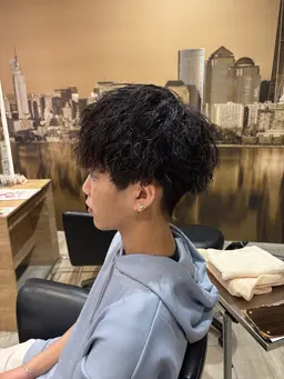 【メンズ限定】カット✂️+特殊パーマ🧑🏻‍🦱(ツイスト・ツイスパ等)