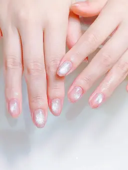 ⚠️平日限定2級ネイリスト⚠️【ケア •クリア込み】マグネット.フラッシュ¥3600円＋オフ600円