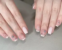 【フィルイン無料】グラデーションorフレンチ（ベースあり）