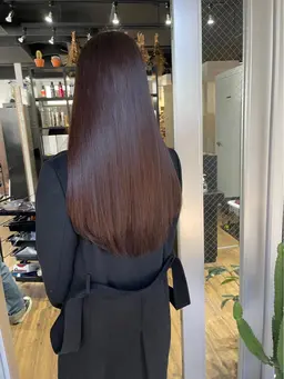 梅雨前◎シャキンとならない自然なストレートヘア✄💇‍♀️ナチュラルで自然で柔らかい縮毛矯正を😊[表参道/原宿/渋谷]