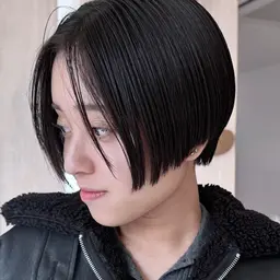 🟦 【抜け感ヘア】骨格補正カット/〈ショート・ボブ・レイヤー〉