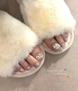 【オフなし】親指埋めつくしフットネイル💫