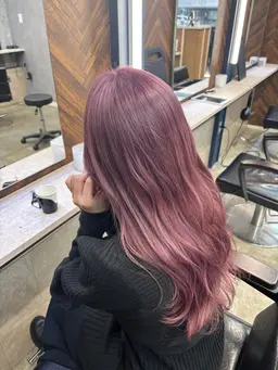 【10月限定クーポン‼️】✨ブリーチ+オンカラー+トリートメント✨