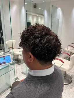 【 平日限定お悩み解決 💭 】 メンズカット＋どんなパーマでも🙆🏻‬＋前処理トリートメント ¥7,500